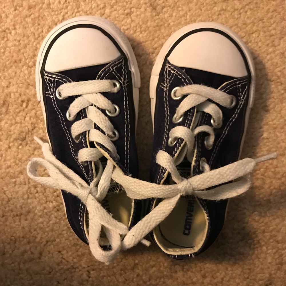 Navy blue converse gently used practically new